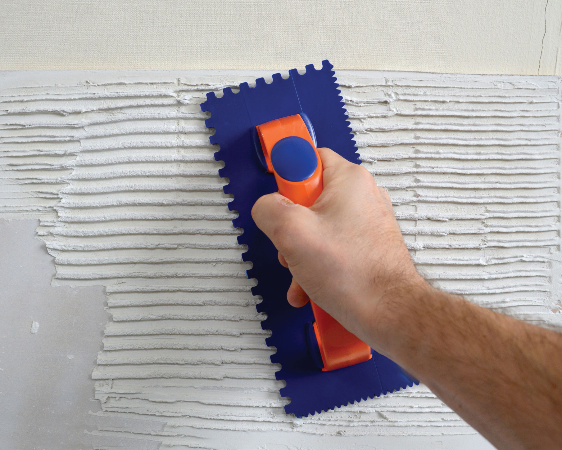 Adhesive Trowel 4mm V Notch / 7mm U Notch